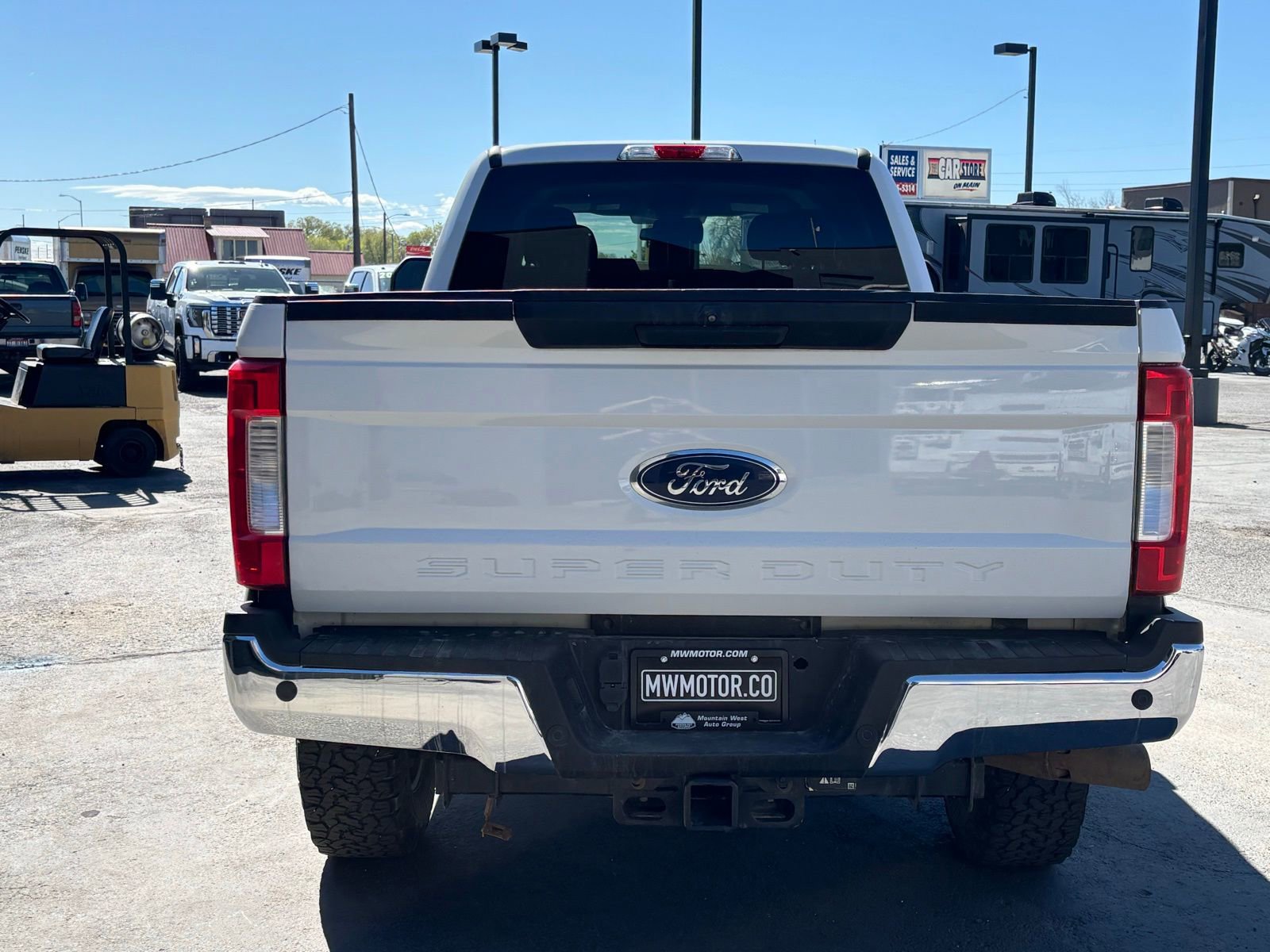 Used 2017 Ford F350 XLT w/ XLT Value Package AWD/4WD image 4