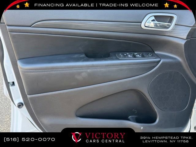 Used 2021 Jeep Grand Cherokee Laredo X image 10