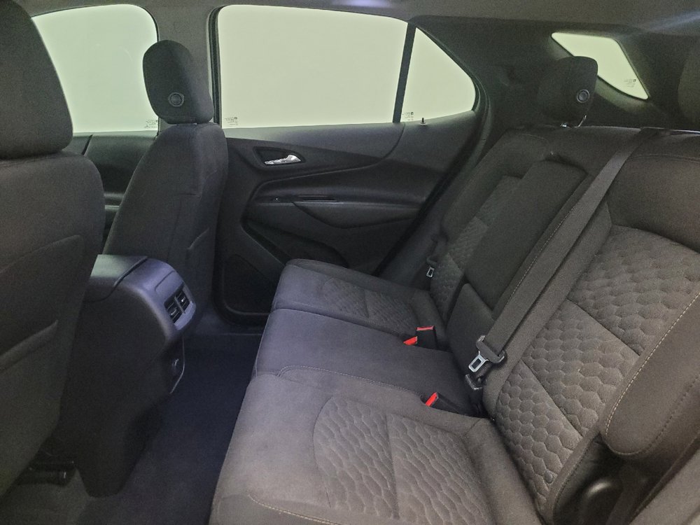 Used 2018 Chevrolet Equinox LT FWD image 18