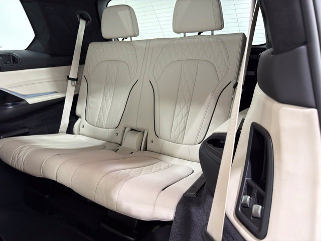Certified 2024 BMW X7 xDrive40i w/ Executive Package AWD/4WD image 19