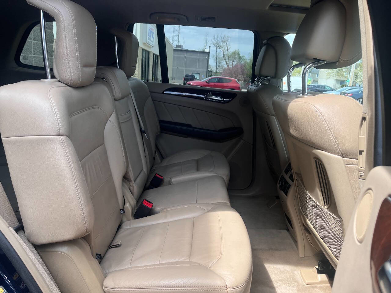 Used 2016 Mercedes-Benz GL 450 4MATIC image 23