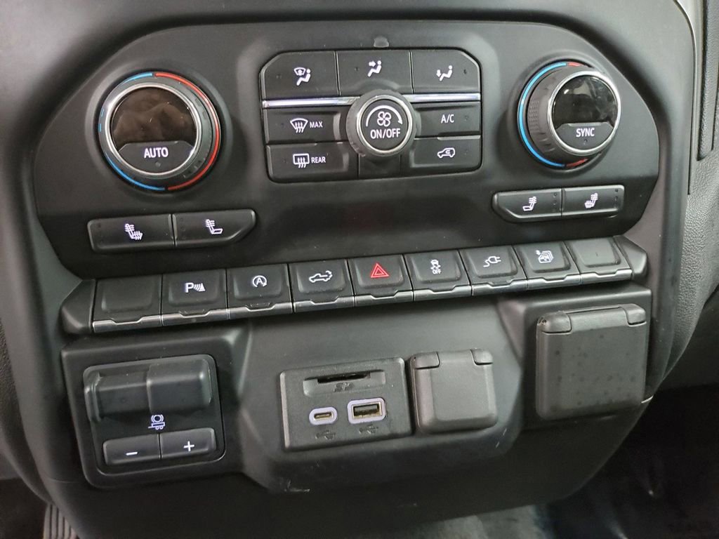 Used 2020 Chevrolet Silverado 1500 LT w/ All-Star Edition image 18