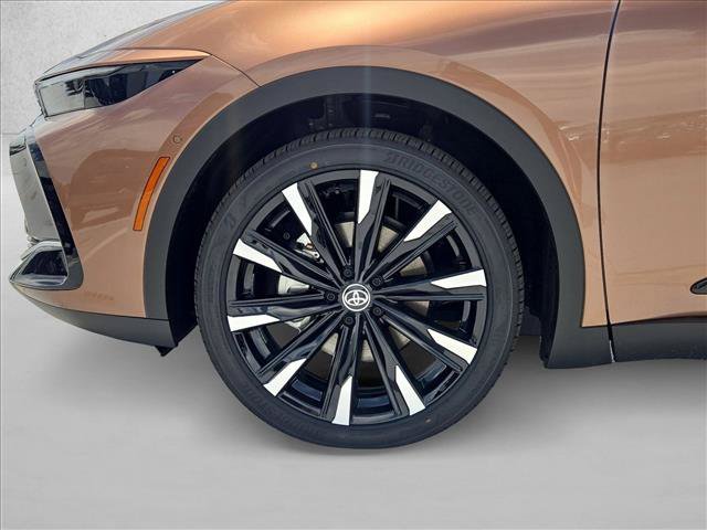 New 2026 Toyota Crown Platinum AWD/4WD image 10