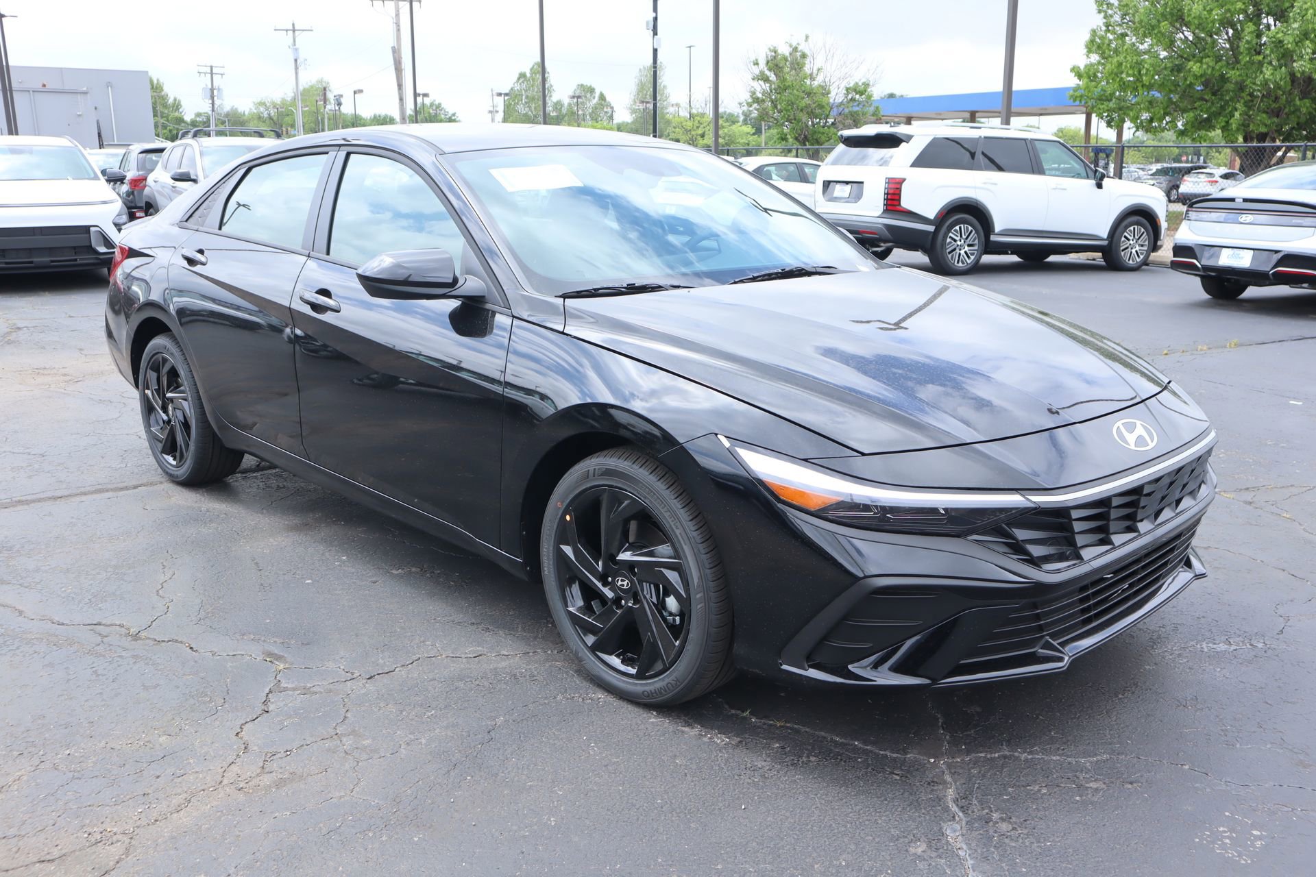 New 2026 Hyundai Elantra Sport FWD image 1