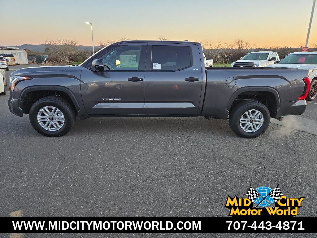 New 2025 Toyota Tundra SR5 w/ SR5 Convenience Package video 1