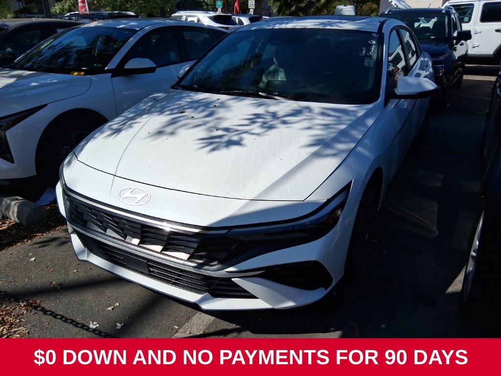 Used 2025 Hyundai Elantra Limited