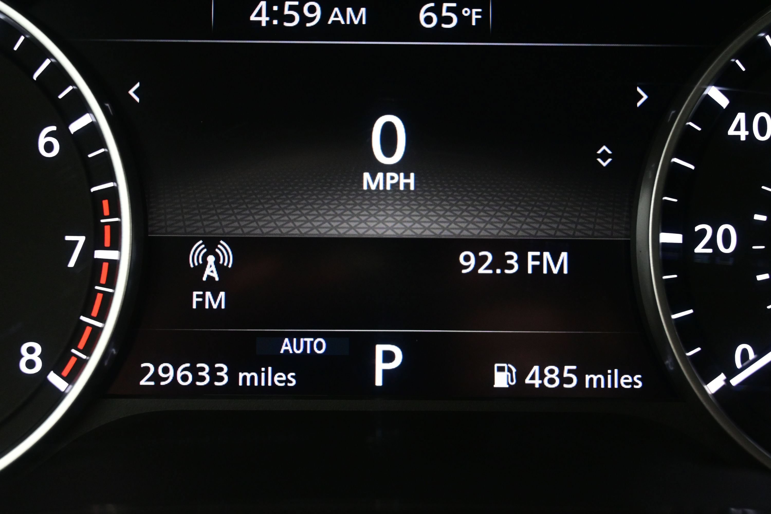 Used 2023 Nissan Pathfinder SV AWD/4WD image 27