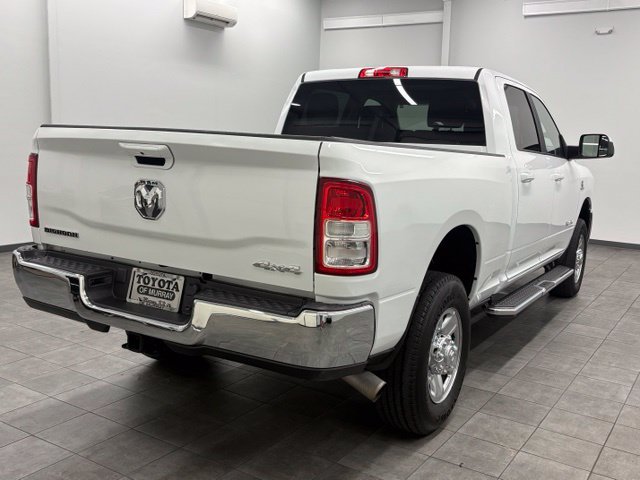 Used 2022 RAM 2500 Big Horn AWD/4WD image 2