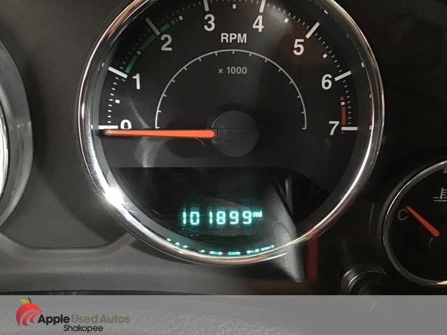 Used 2016 Jeep Wrangler Unlimited Sahara w/ Connectivity Group image 12