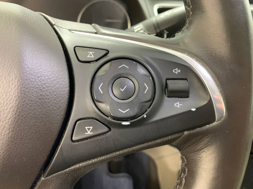 Used 2019 Buick LaCrosse Essence w/ Sun and Shade Package image 13