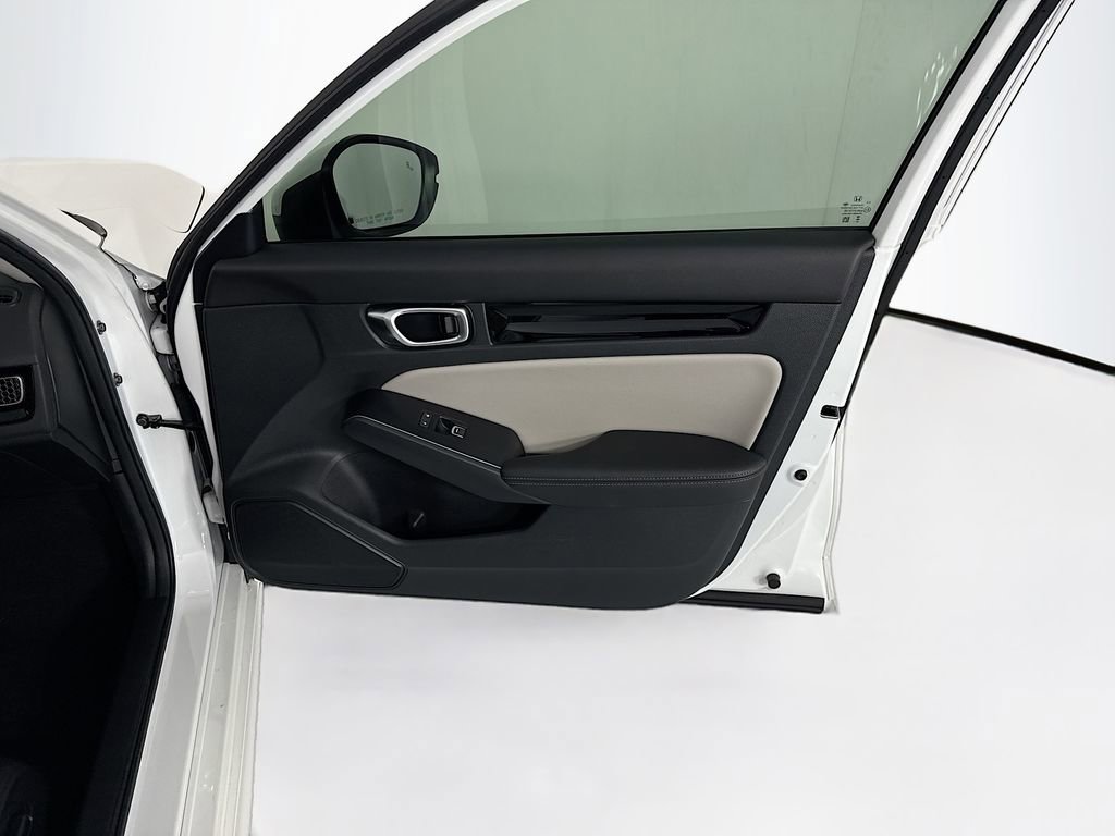 Used 2024 Honda Civic Touring image 25