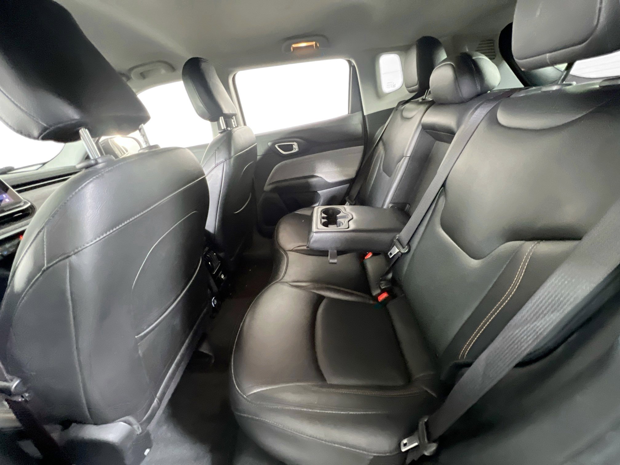 Used 2022 Jeep Compass Latitude AWD/4WD image 23