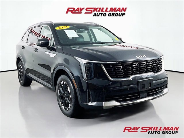 Used 2024 Kia Sorento S