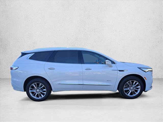 Used 2024 Buick Enclave Avenir w/ Avenir Technology Package image 4