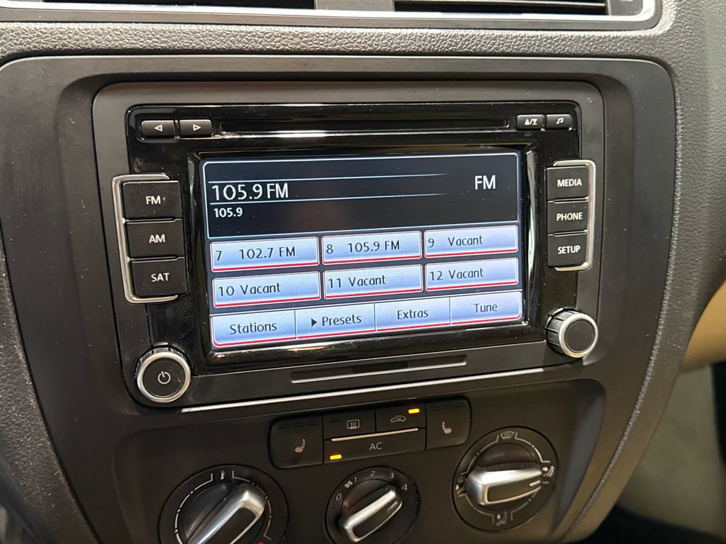 Used 2012 Volkswagen Jetta TDI FWD image 20