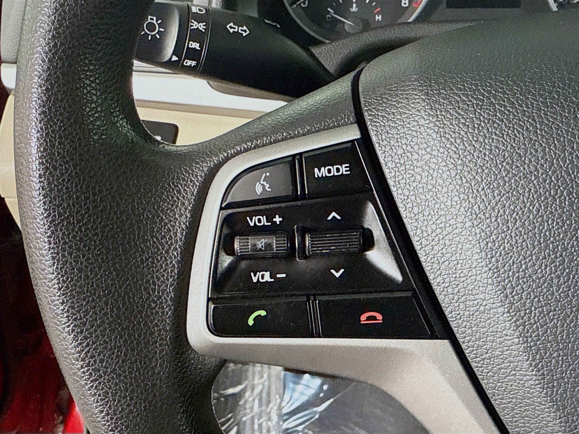 Used 2018 Hyundai Elantra SE w/ Winter Weather Package image 14