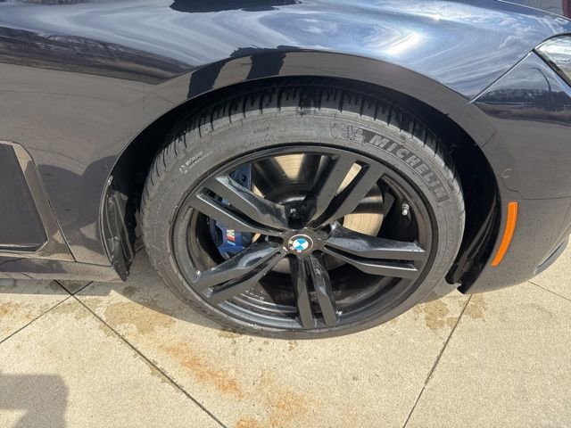 Used 2021 BMW 750i xDrive w/ M Sport Package image 10