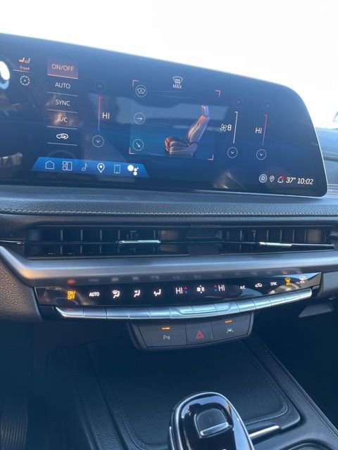 Used 2024 Cadillac XT4 Premium Luxury AWD/4WD image 44