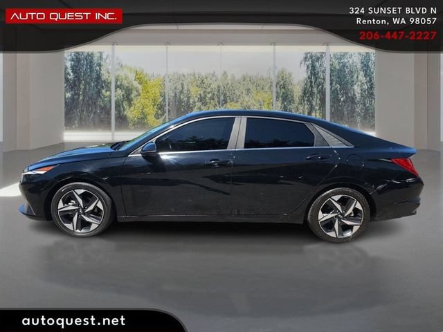 Used 2023 Hyundai Elantra Limited w/ Cargo Package FWD image 8