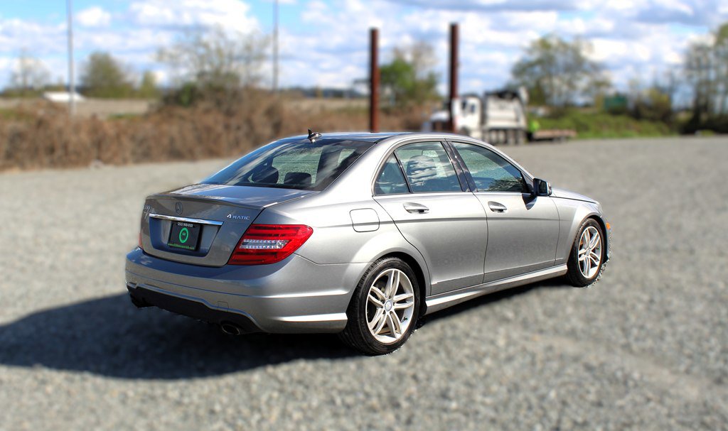 Used 2012 Mercedes-Benz C 300 4MATIC Sedan image 7
