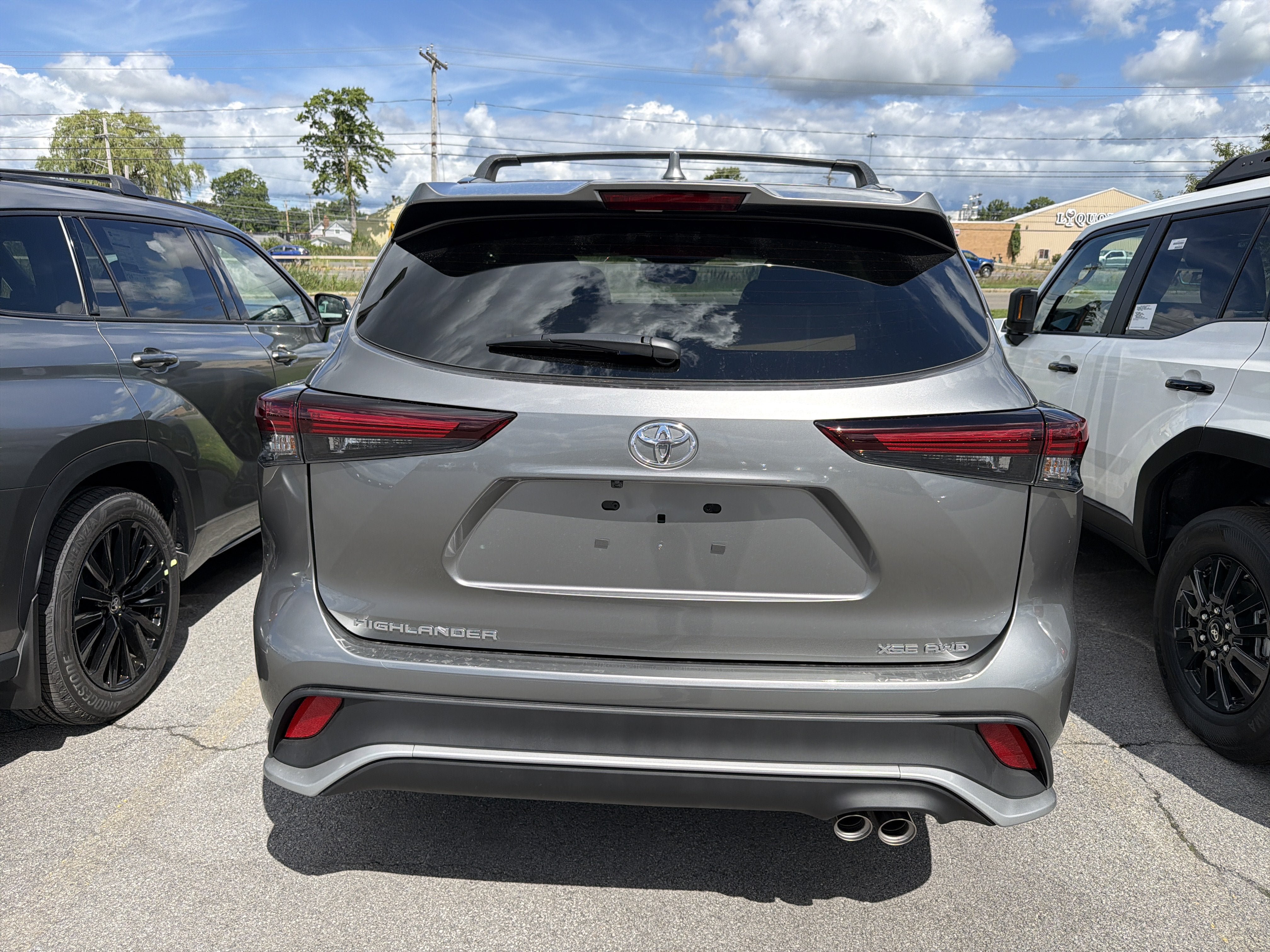 New 2026 Toyota Highlander XSE AWD/4WD image 6