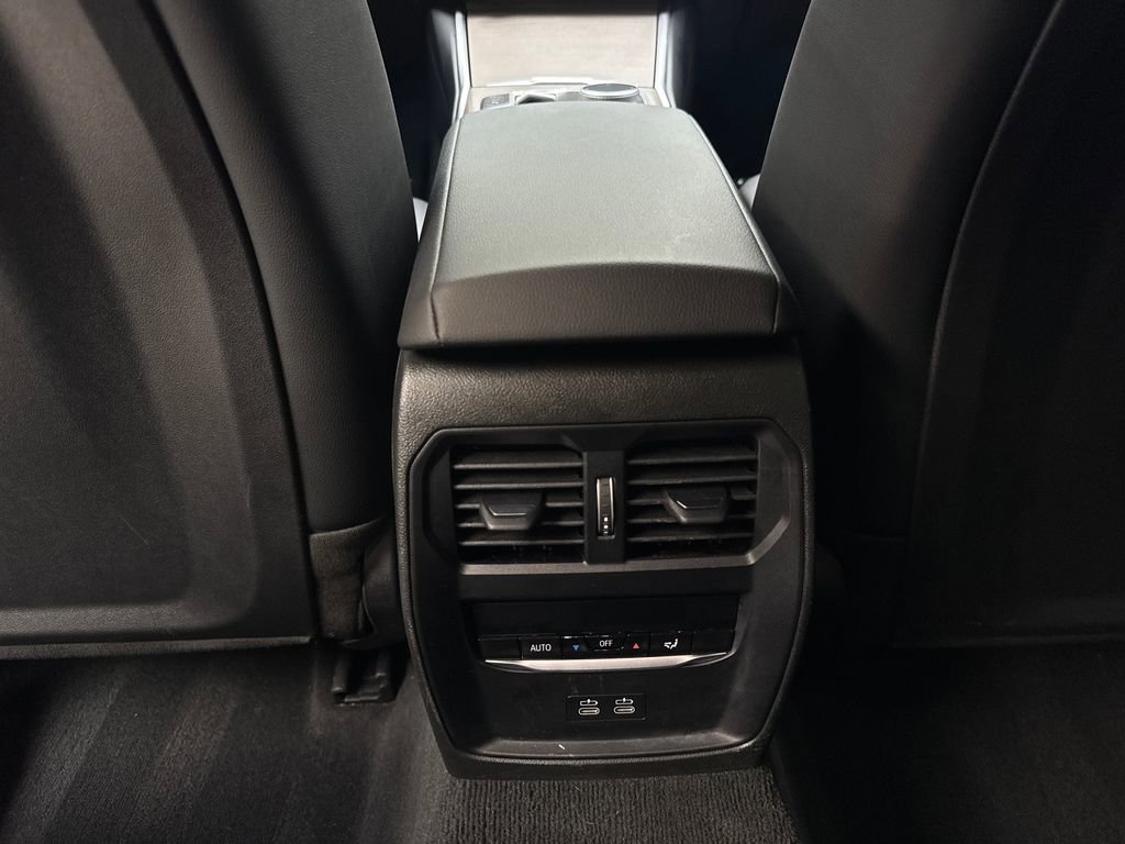 Used 2025 BMW 330i Sedan RWD image 70