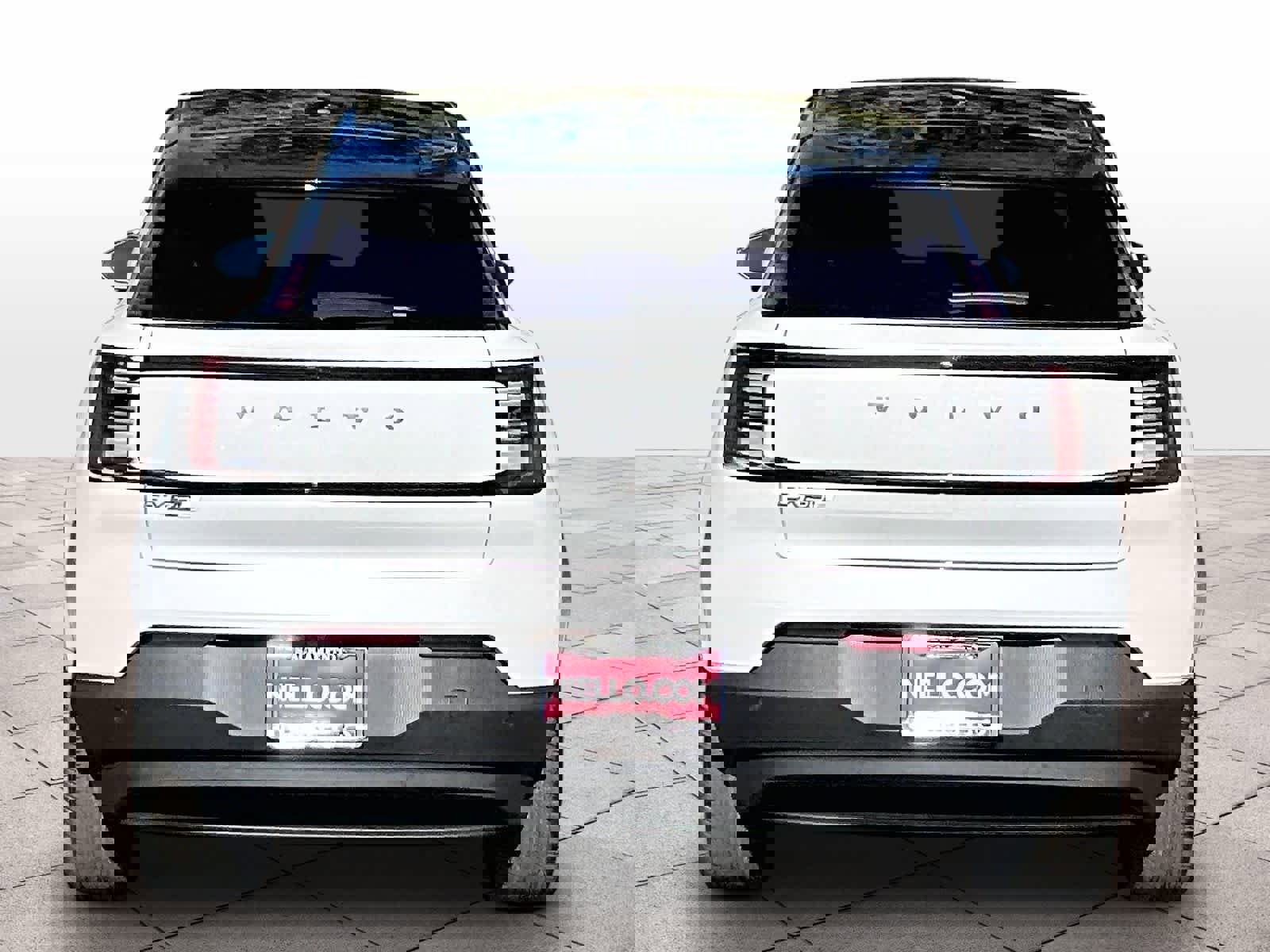 New 2026 Volvo EX30 Plus w/ Protection Package Premier image 6