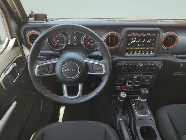 Used 2023 Jeep Gladiator Mojave w/ Cold Weather Group AWD/4WD image 10