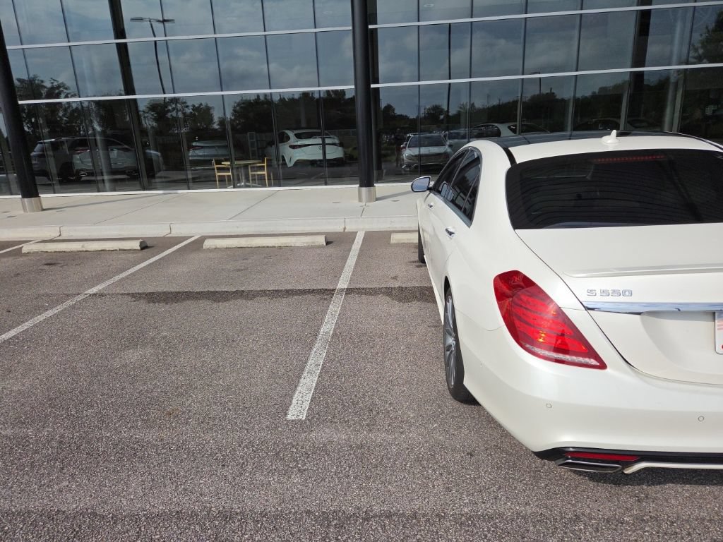 Used 2017 Mercedes-Benz S 550 Sedan image 7