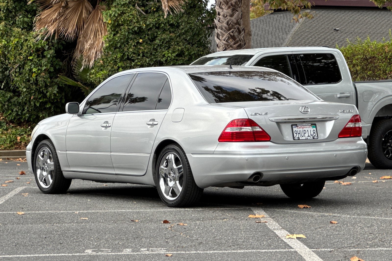 Used 2005 Lexus LS 430 w/ Modern Luxury Pkg RWD image 6