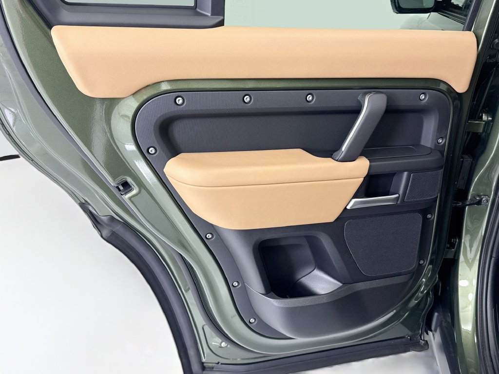 New 2026 Land Rover Defender 110 S AWD/4WD image 25