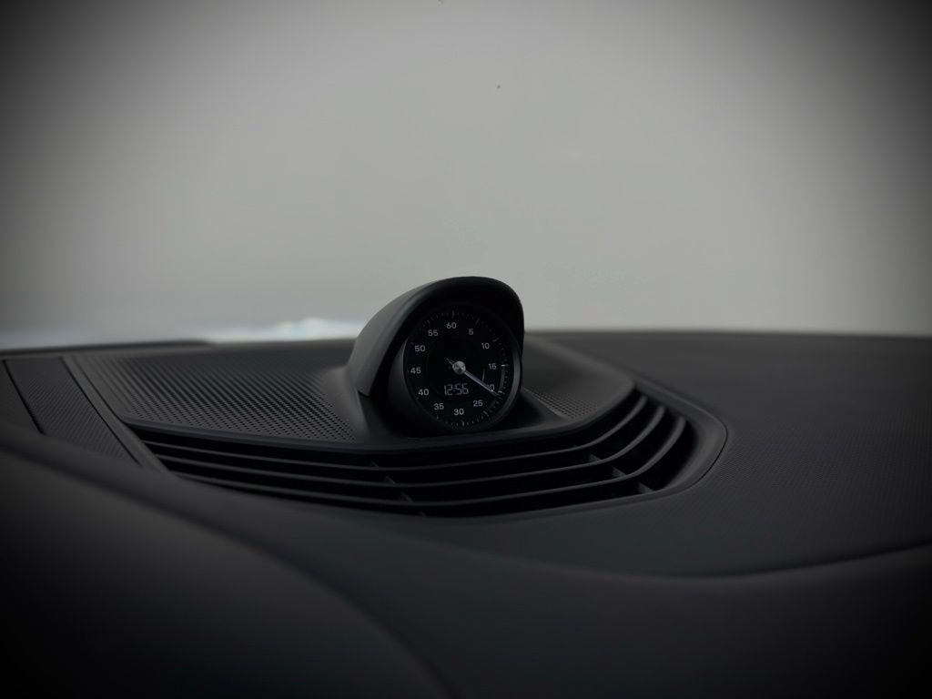 New 2024 Porsche Taycan RWD image 31