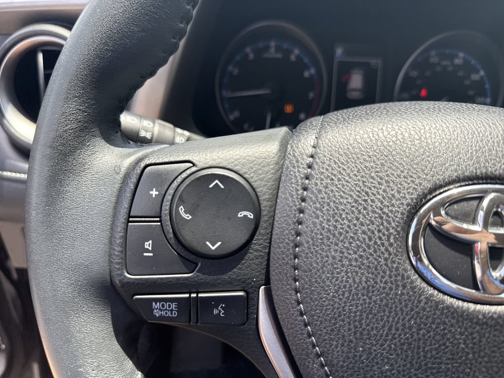Used 2017 Toyota RAV4 XLE FWD image 24