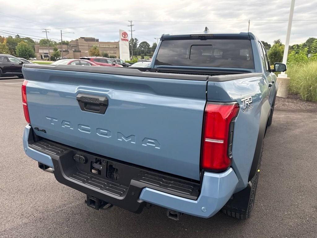 New 2026 Toyota Tacoma TRD Off-Road w/ TRD Off Road Premium Package AWD/4WD image 16