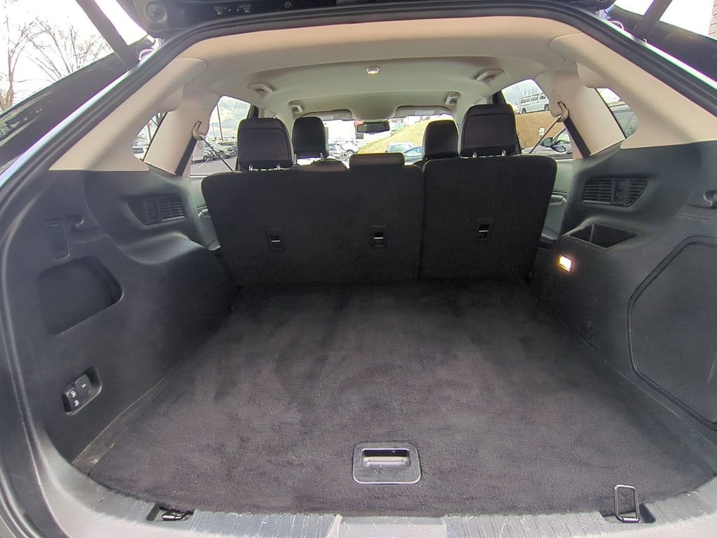 Used 2024 Ford Edge Titanium image 28