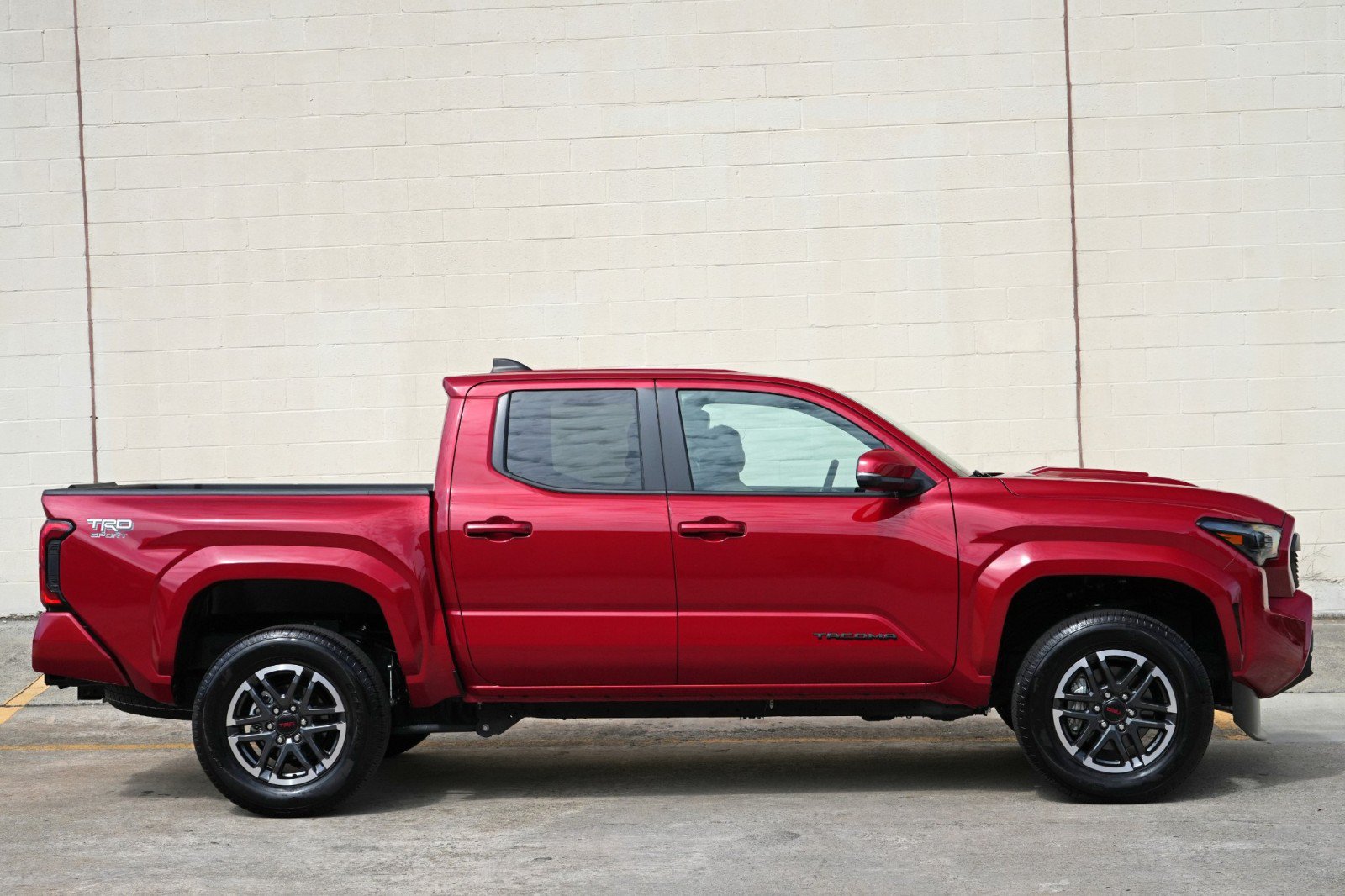 Used 2025 Toyota Tacoma TRD Sport w/ TRD Sport Upgrade Package AWD/4WD image 54