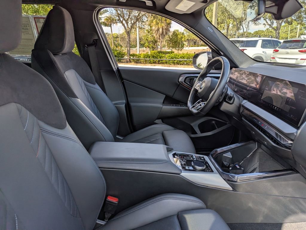 Used 2025 BMW X3 xDrive30i image 50