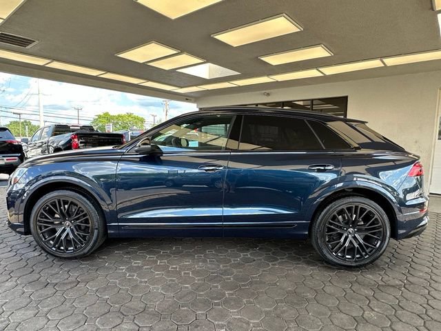 Used 2025 Audi SQ8 Prestige AWD/4WD image 2