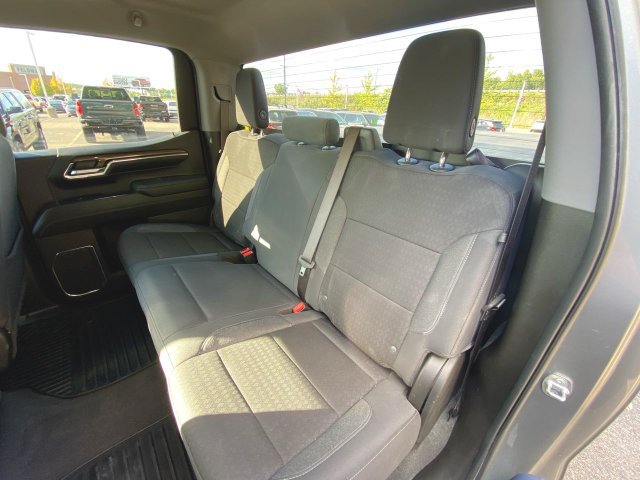 Used 2024 Chevrolet Silverado 1500 LT AWD/4WD image 23