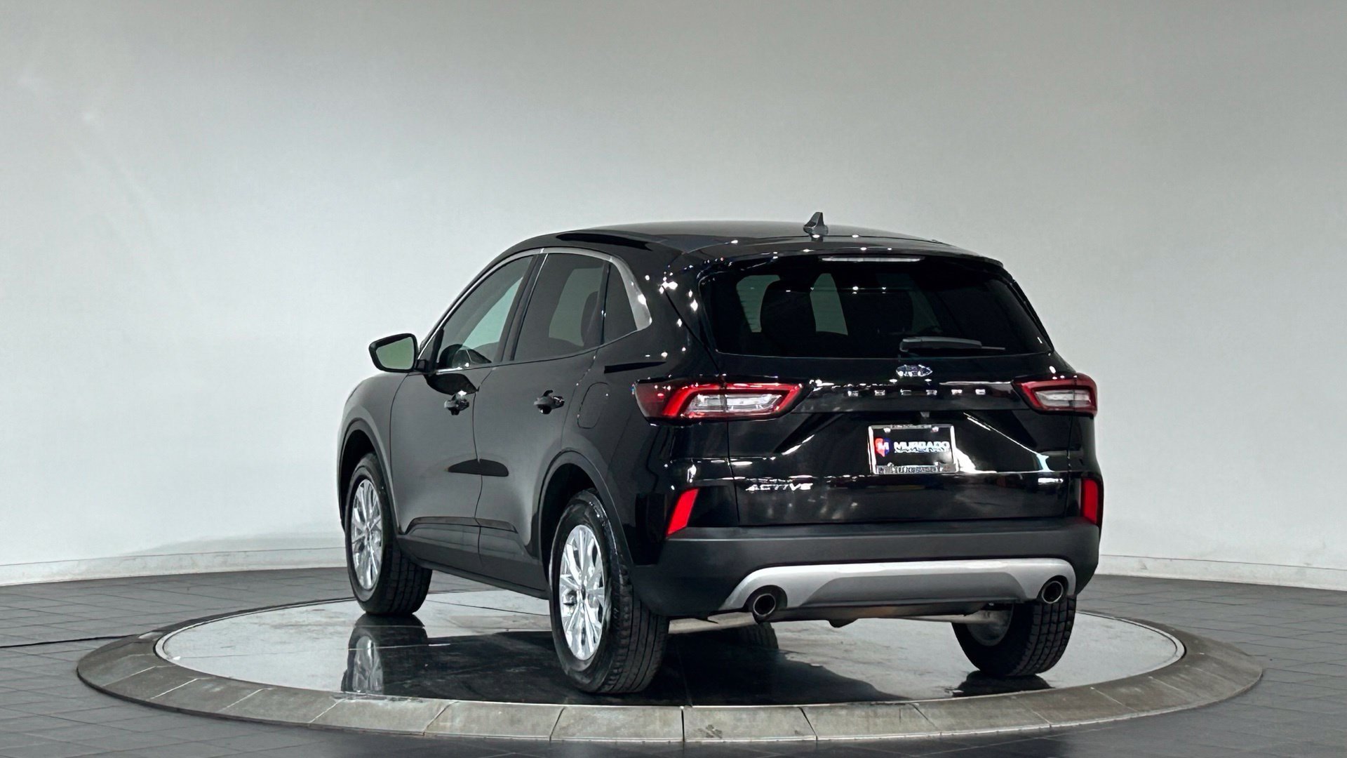 Used 2024 Ford Escape Active AWD/4WD image 7