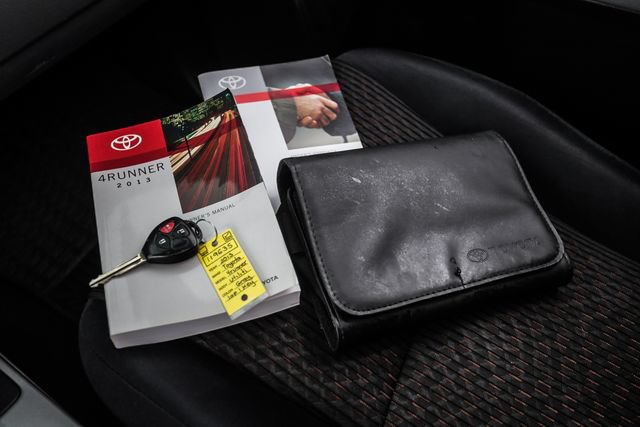 Used 2013 Toyota 4Runner SR5 w/ Convenience Pkg AWD/4WD image 56