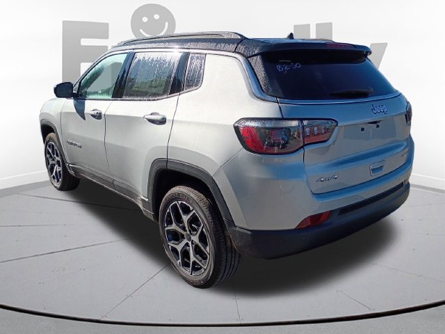 New 2026 Jeep Compass Limited AWD/4WD image 7