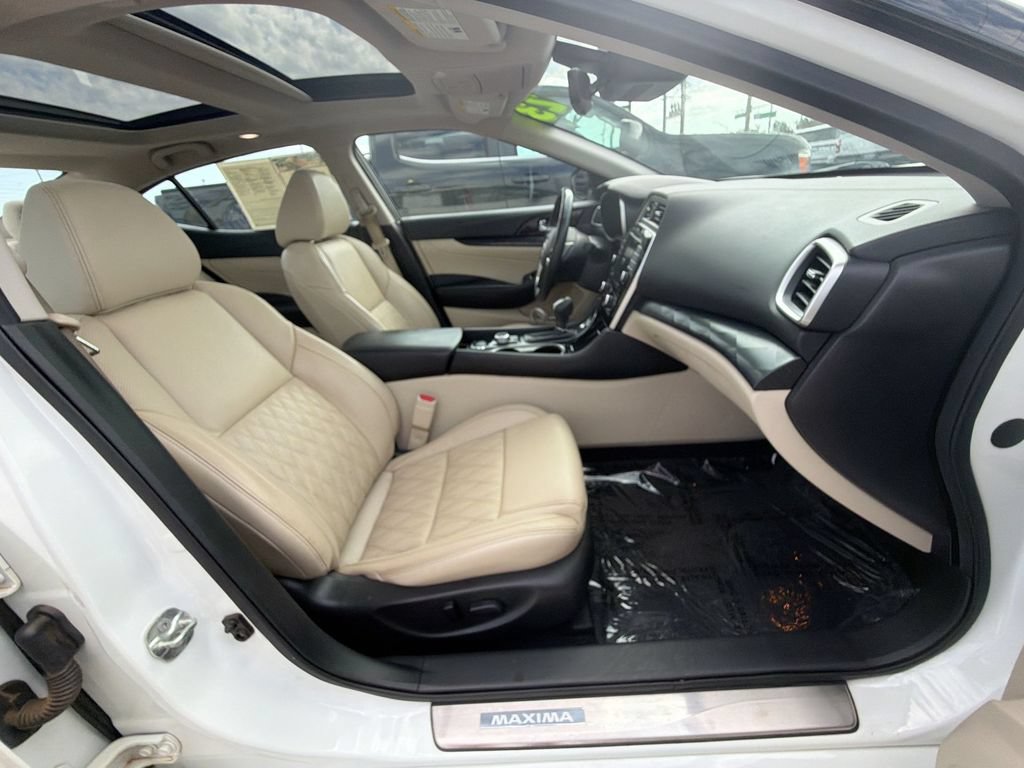 Used 2023 Nissan Maxima Platinum w/ Sport Mat Group FWD image 13