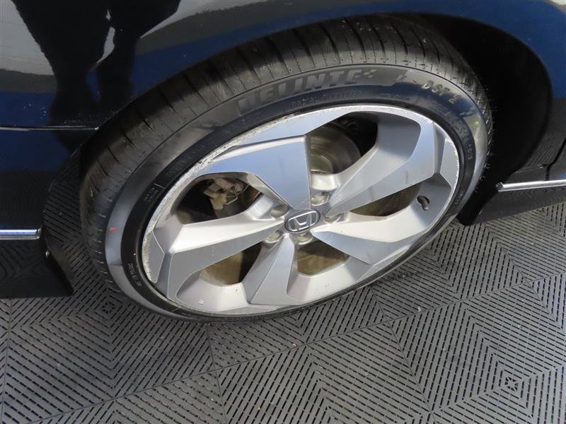 Used 2018 Honda Accord Touring image 38