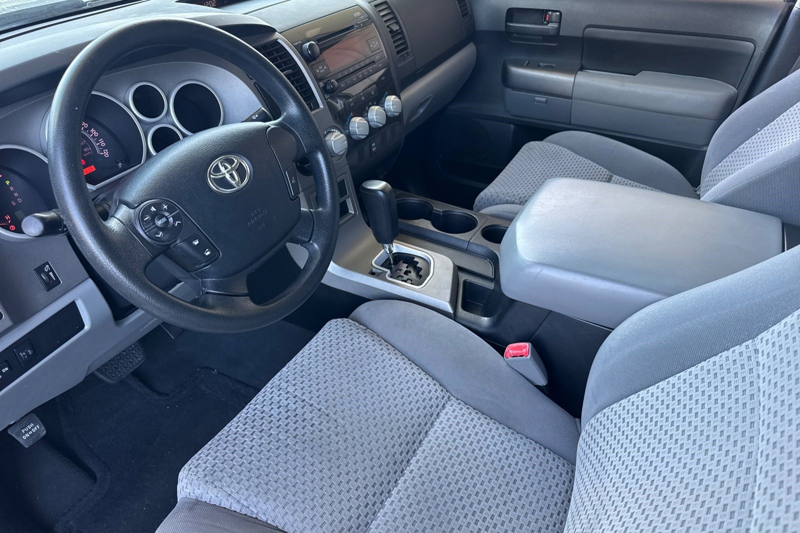 Used 2013 Toyota Tundra 2WD CrewMax w/ Tow Pkg image 4