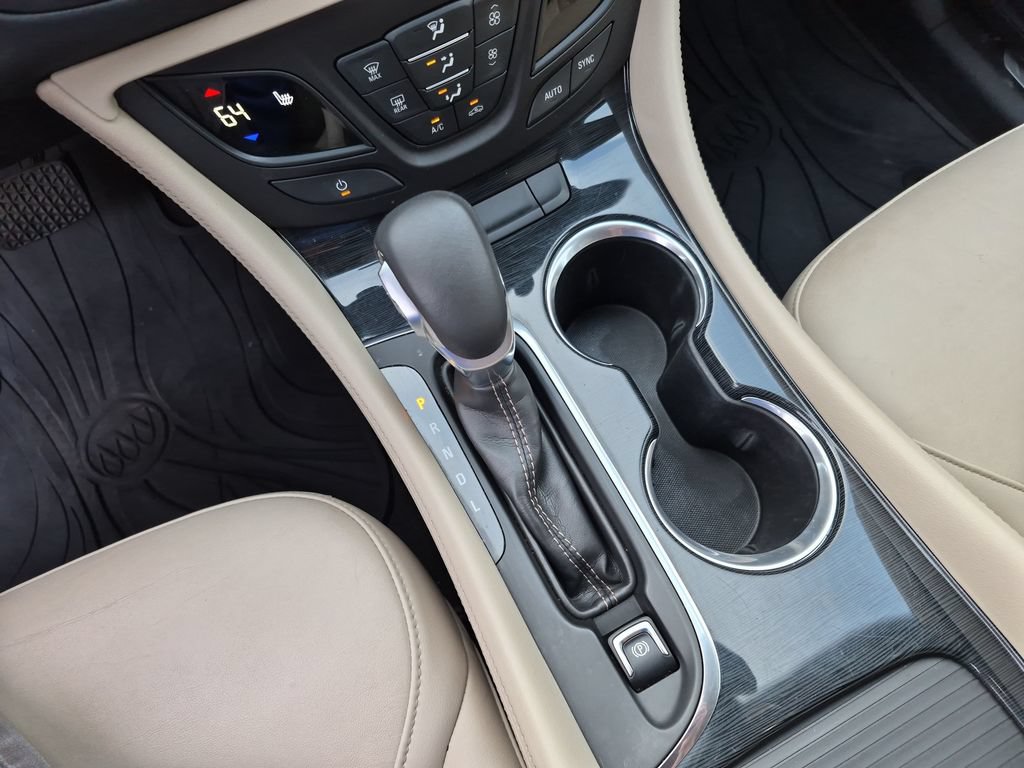 Used 2017 Buick Envision Essence FWD image 29