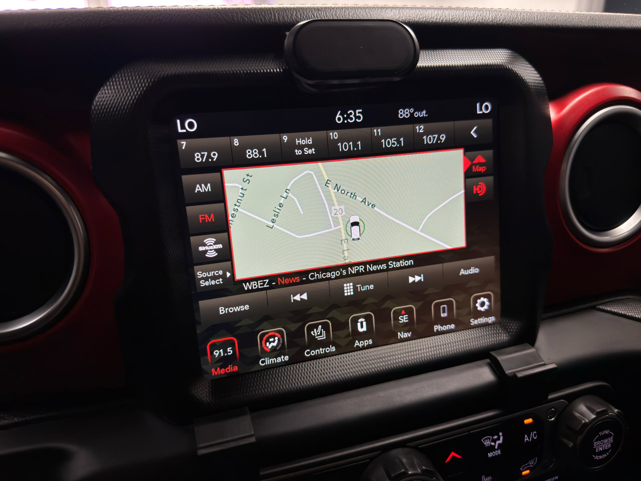 Used 2021 Jeep Gladiator Rubicon AWD/4WD image 22