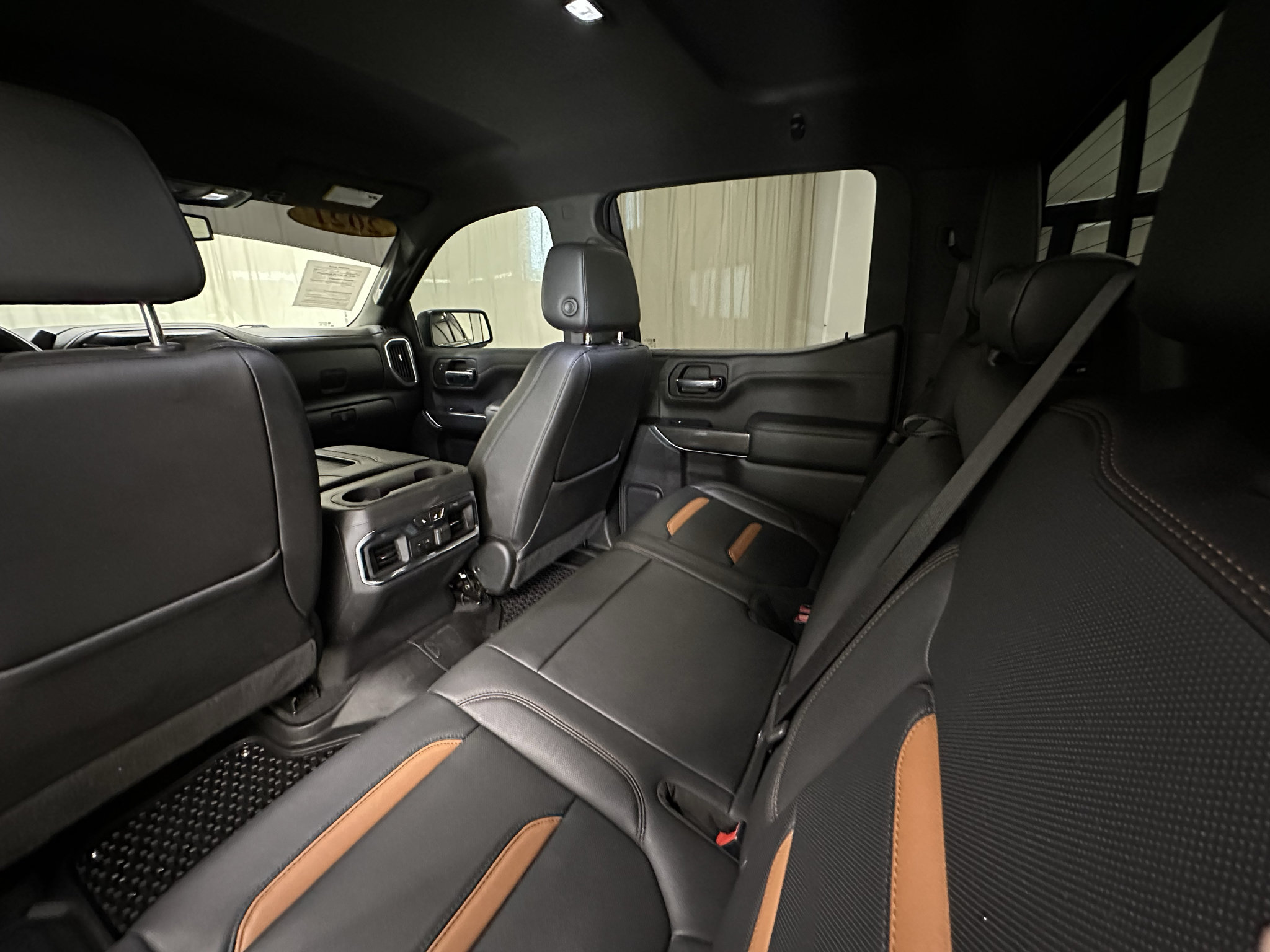 Used 2021 GMC Sierra 1500 AT4 w/ AT4 Preferred Package AWD/4WD image 14