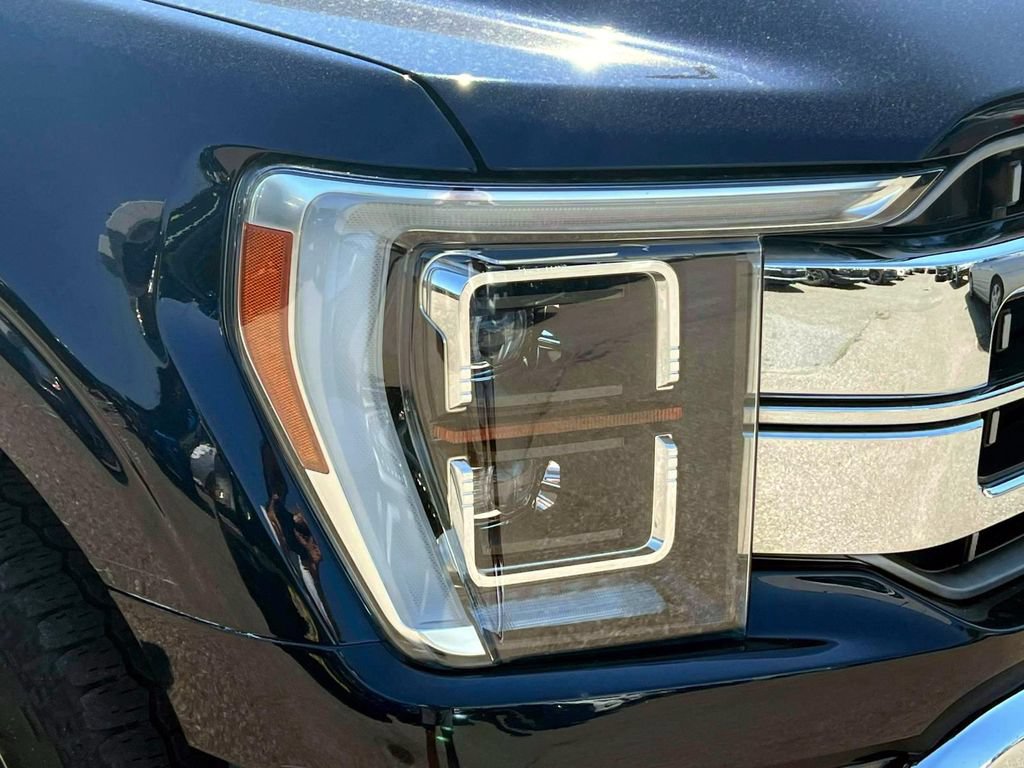 Used 2021 Ford F150 Lariat w/ Equipment Group 502A High AWD/4WD image 11
