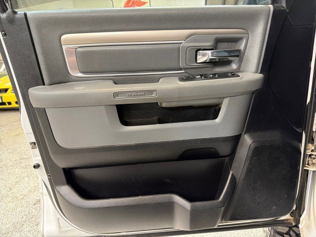 Used 2017 RAM 2500 SLT image 22